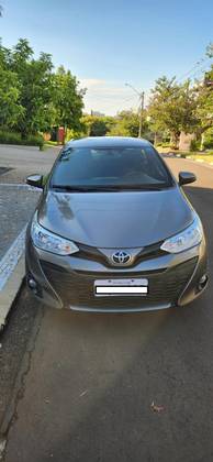 TOYOTA YARIS 1.3 16V FLEX XL PLUS TECH MULTIDRIVE TOYOTA YARIS 1.3 16V FLEX XL PLUS TECH MULTIDRIVE